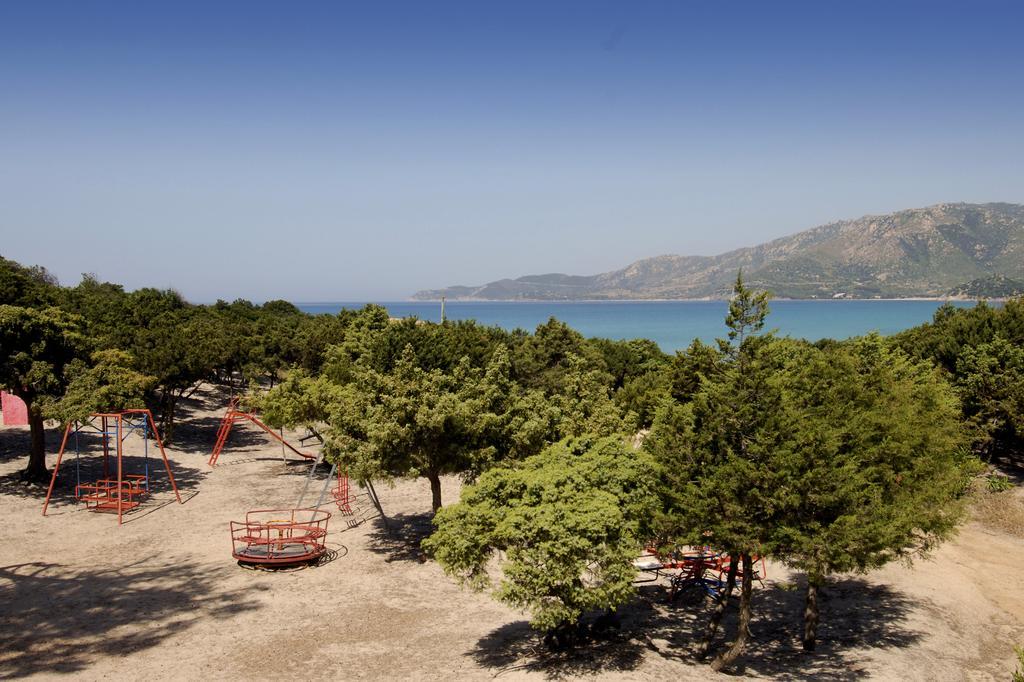 Villaggio Camping Spiaggia Del Riso Villasimius Exterior photo